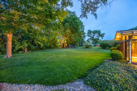 $769,000 | 304 South Circle Drive, Palatine, IL 60067