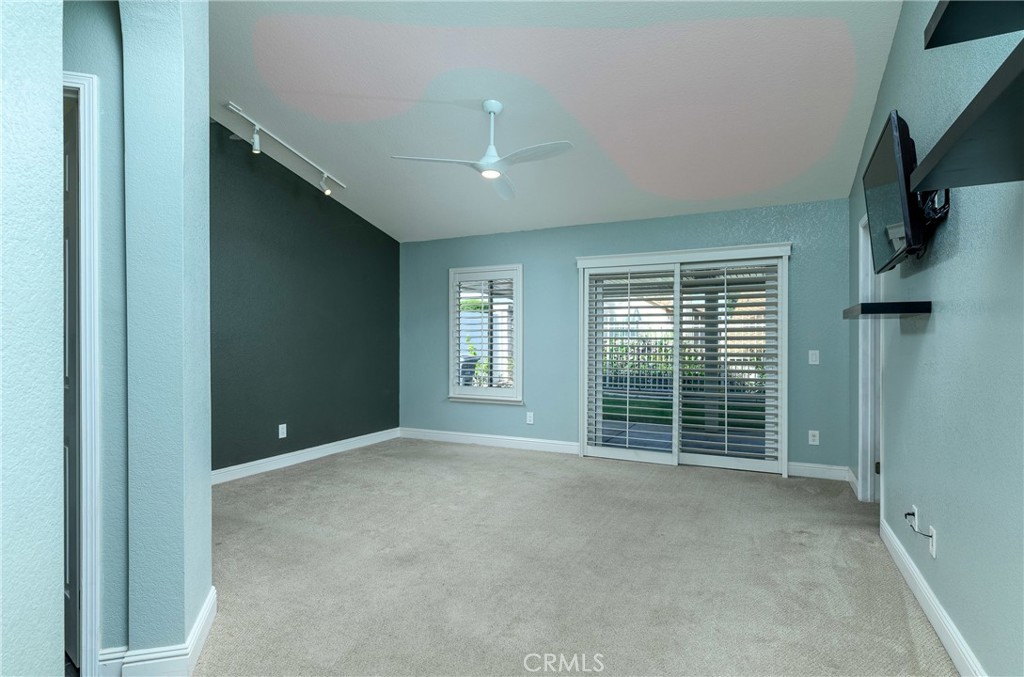 43240 Corte Almonte Temecula, CA 92592 - Photo 28 of 32