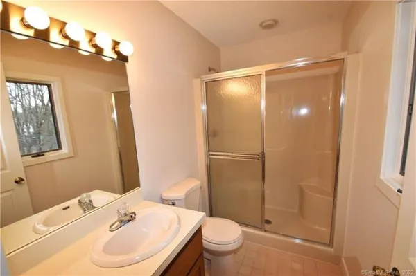 $495,000 | 46 MacIntosh Lane, Glastonbury, CT 06033