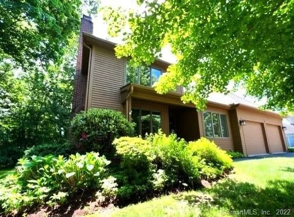 $495,000 | 46 MacIntosh Lane, Glastonbury, CT 06033