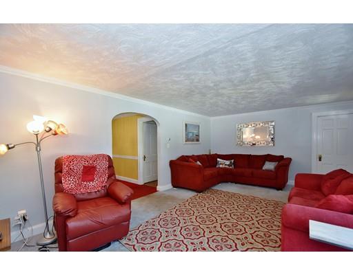 1731 Trapelo Road Waltham, MA 02451 - Photo 5 of 22