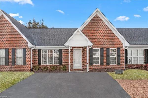 $200,000 | 1210 St Regis Drive, Unit 8, Burlington, NC 27217