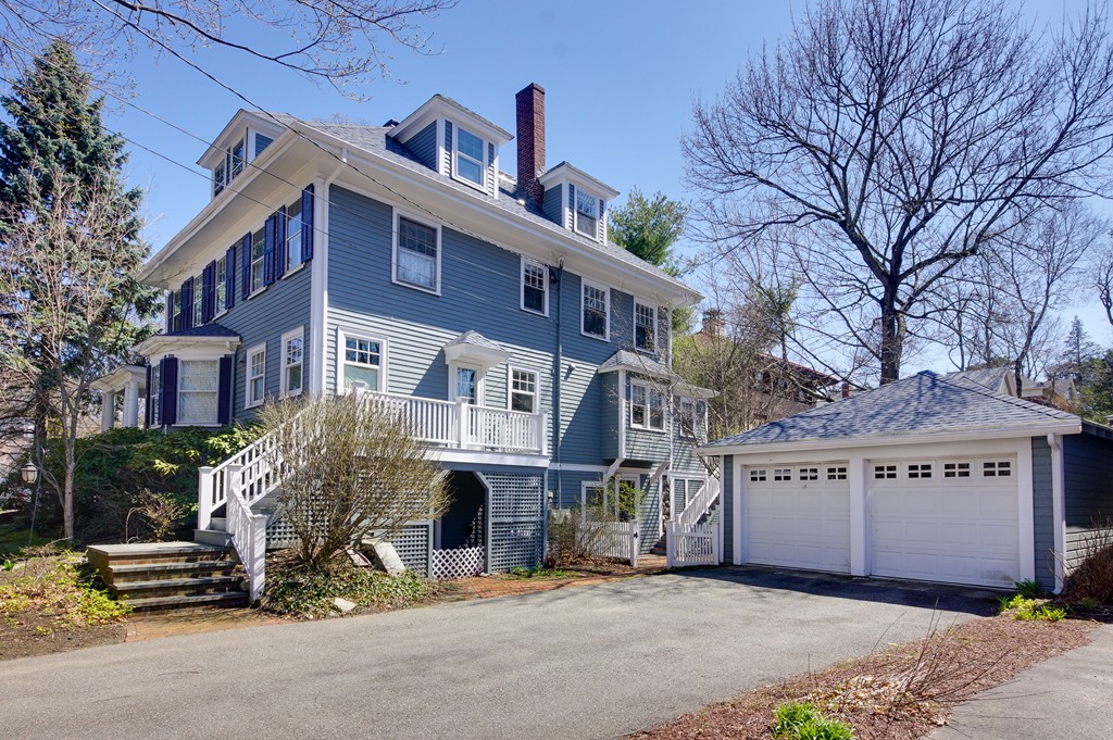 20 Bacon Street, Unit 1 Winchester, MA 01890 - Photo 3 of 30 Gallery Image 3