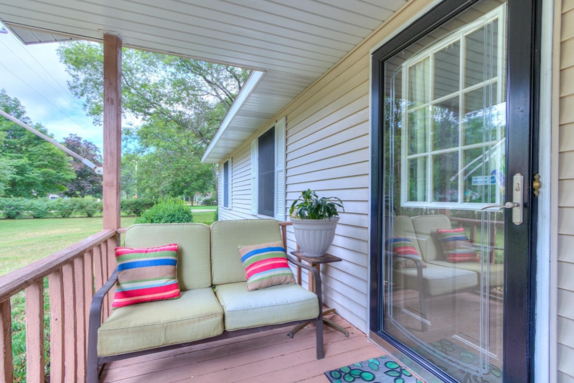 3066 MacArthur Road Muskegon, MI 49442 - Photo 3 of 39 3