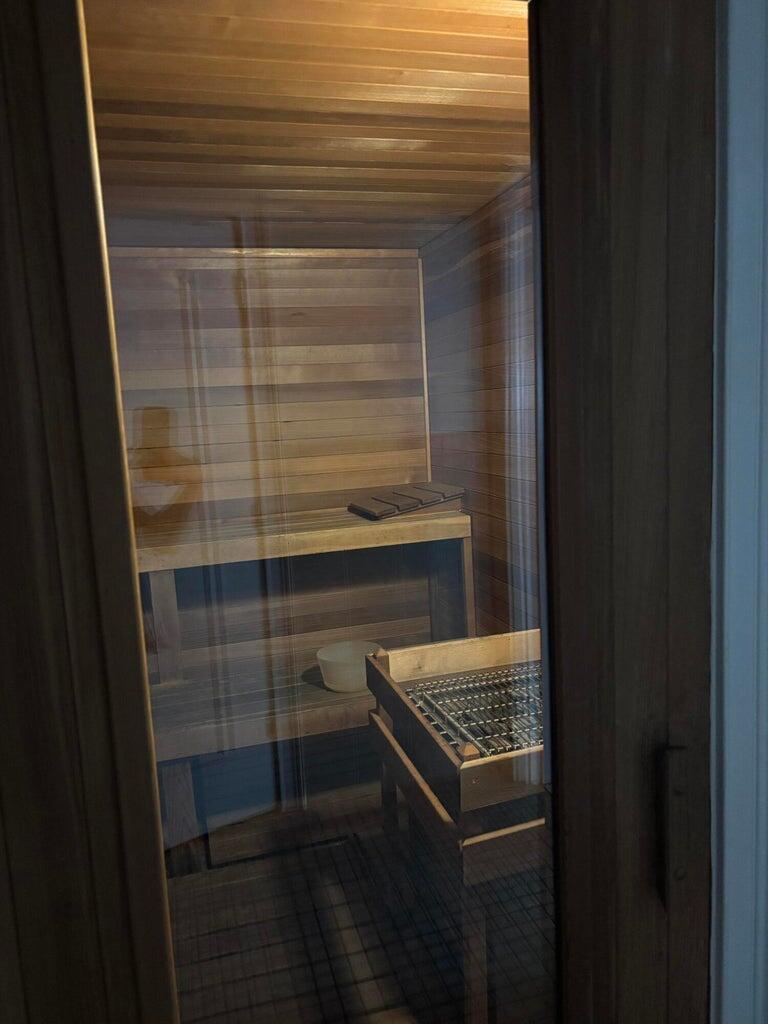 498 Albemarle Road, Unit 409 Charleston, SC 29407 - Photo 6 of 7 Alb Sauna