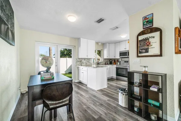 $3,500 | 119 Southeast 5th Street, Delray Beach, FL 33483