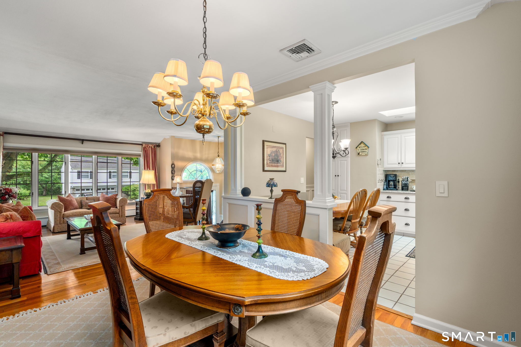208 Sigwin Drive Fairfield, CT 06824 - Photo 12 of 40 Gallery Image 12