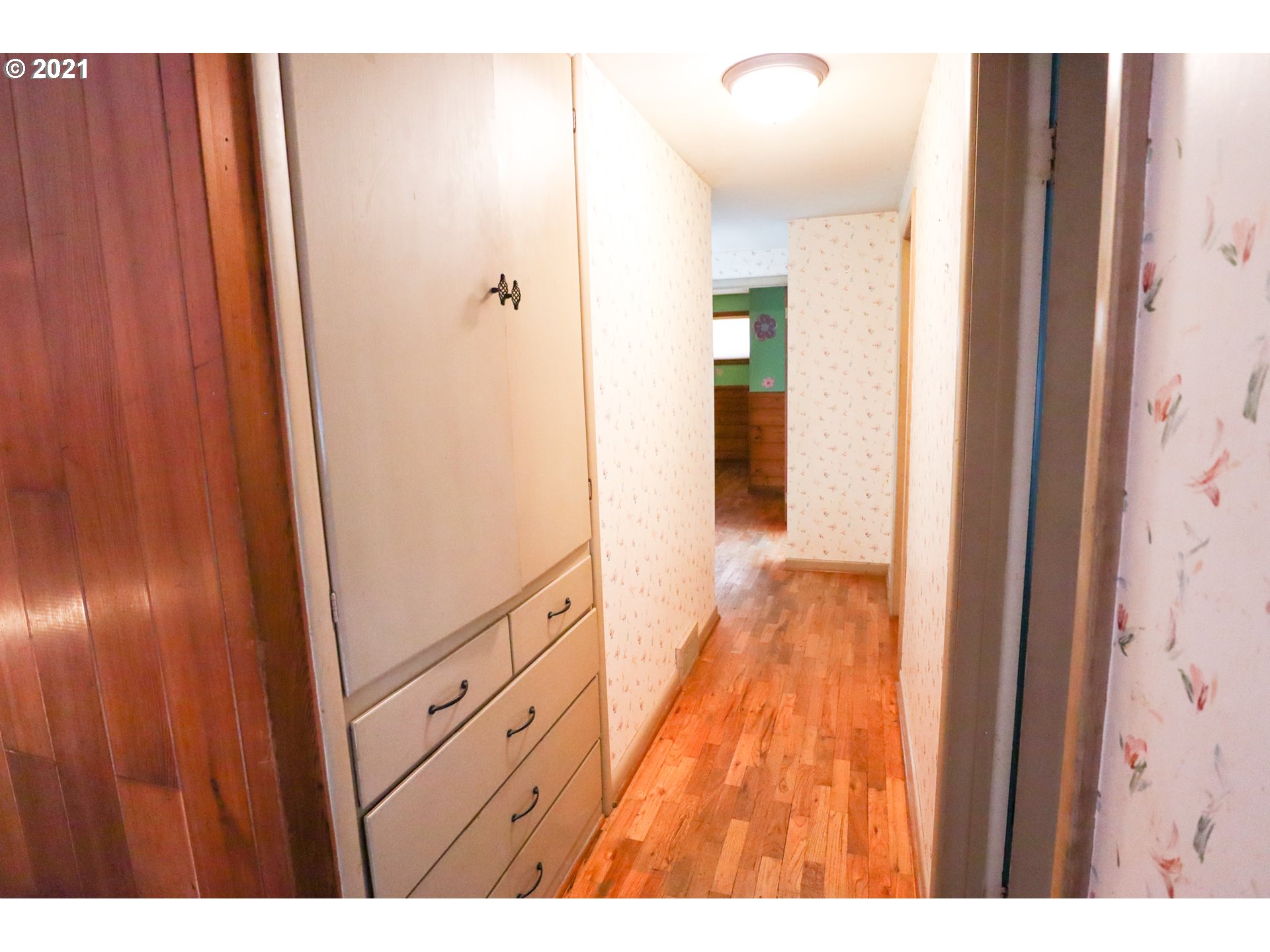 32671 Berlin Road Lebanon, OR 97355 - Photo 16 of 32 Gallery Image 16