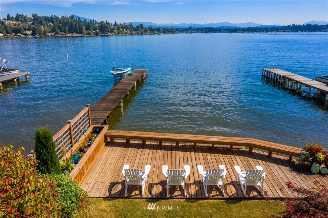 1707 Vernon Road Lake Stevens, WA 98258 - Photo 2 of 40 a view of wooden floor with a lake