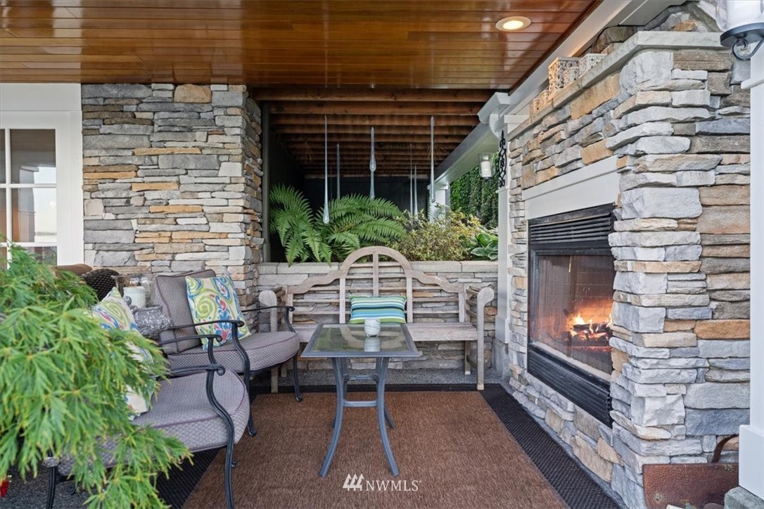1707 Vernon Road Lake Stevens, WA 98258 - Photo 35 of 40 a backyard of a house with outdoor seating