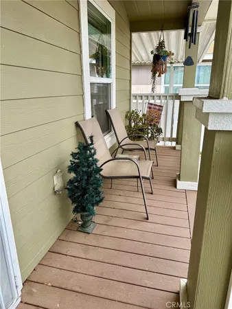 $229,900 | 30000 Hasley Canyon Road, Unit 9, Valencia, CA 91384