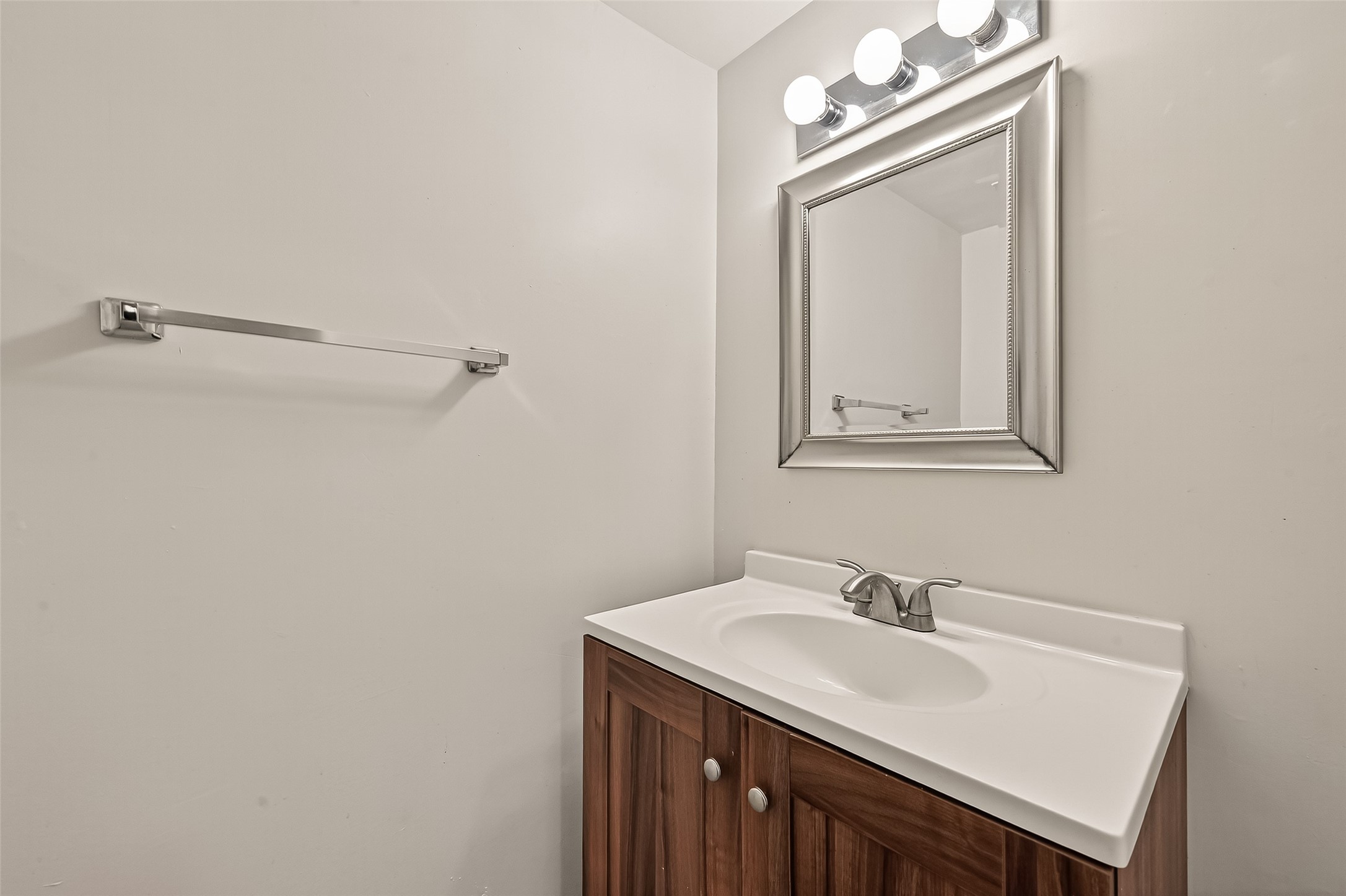 2267 Triway Lane, Unit 231 Houston, TX 77043 - Photo 22 of 38