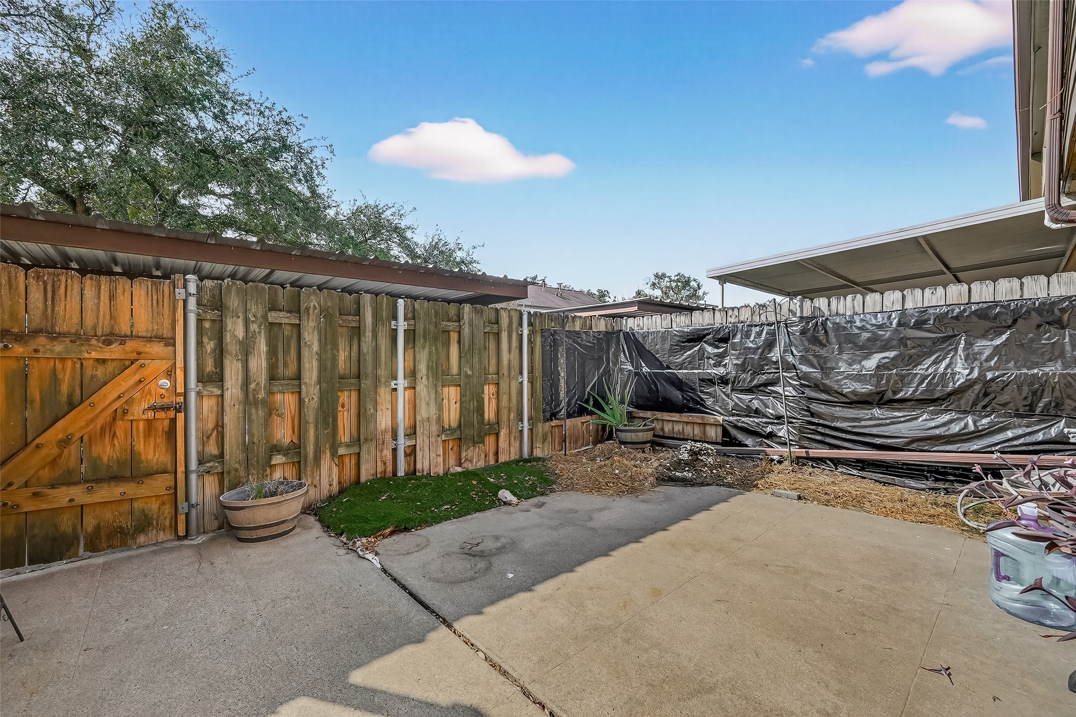 2267 Triway Lane, Unit 231 Houston, TX 77043 - Photo 34 of 38