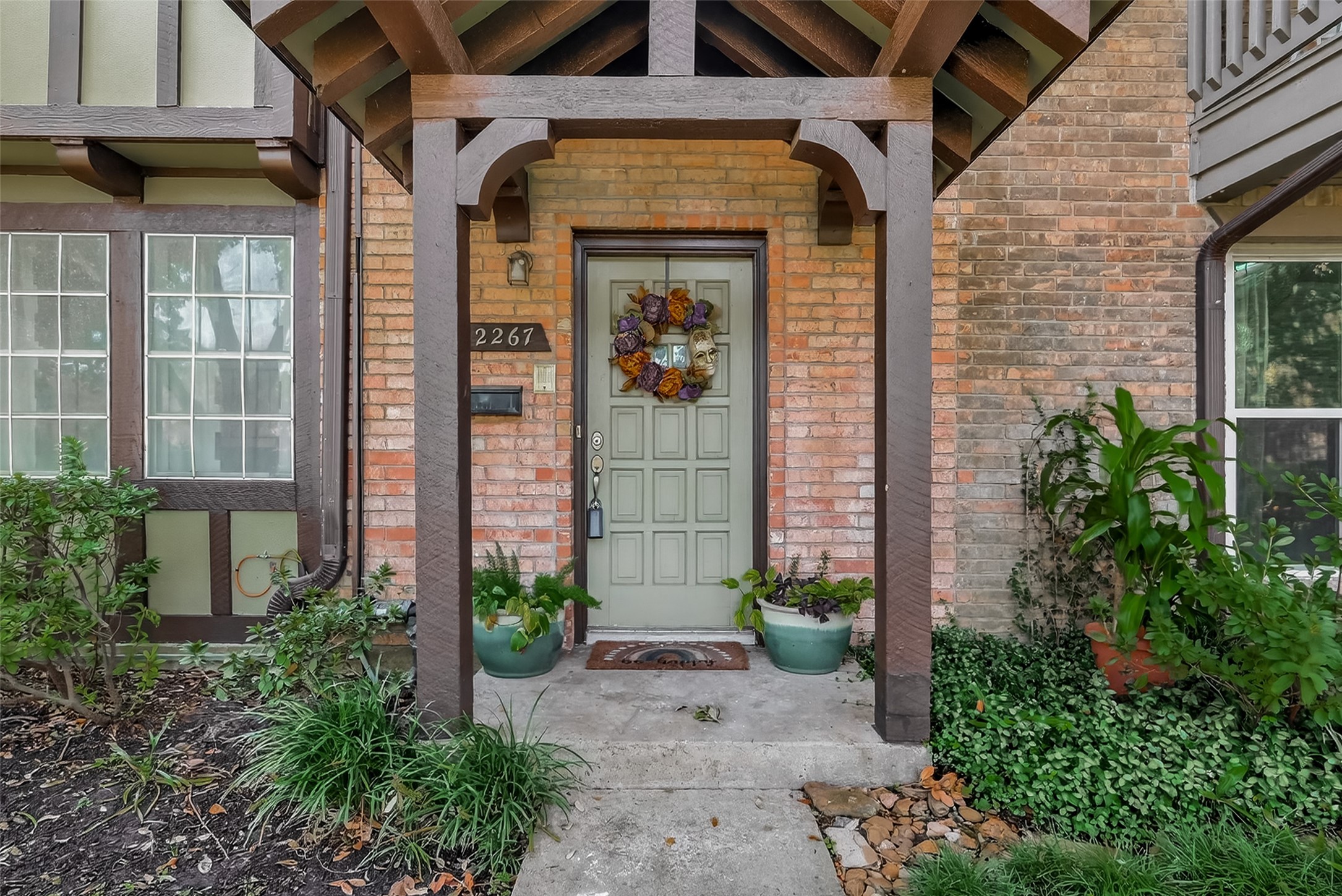 2267 Triway Lane, Unit 231 Houston, TX 77043 - Photo 5 of 38