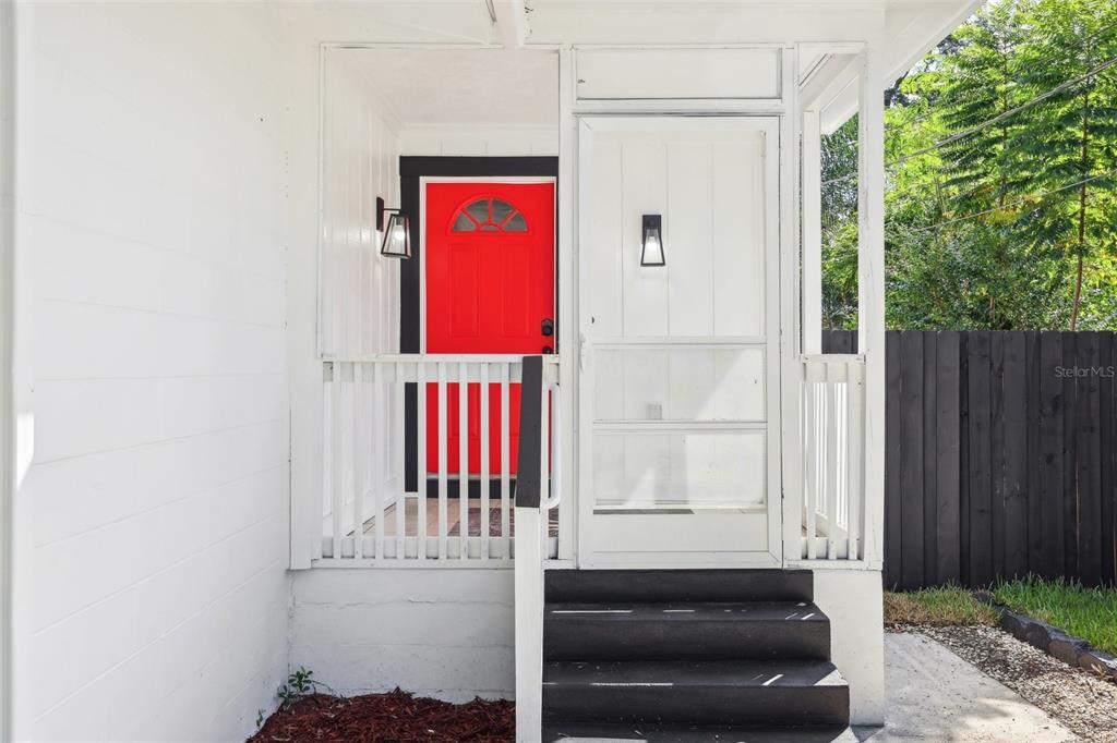 1815 Larkin Avenue Orlando, FL 32812 - Photo 4 of 50