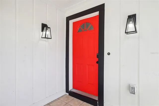 $329,900 | 1815 Larkin Avenue, Orlando, FL 32812