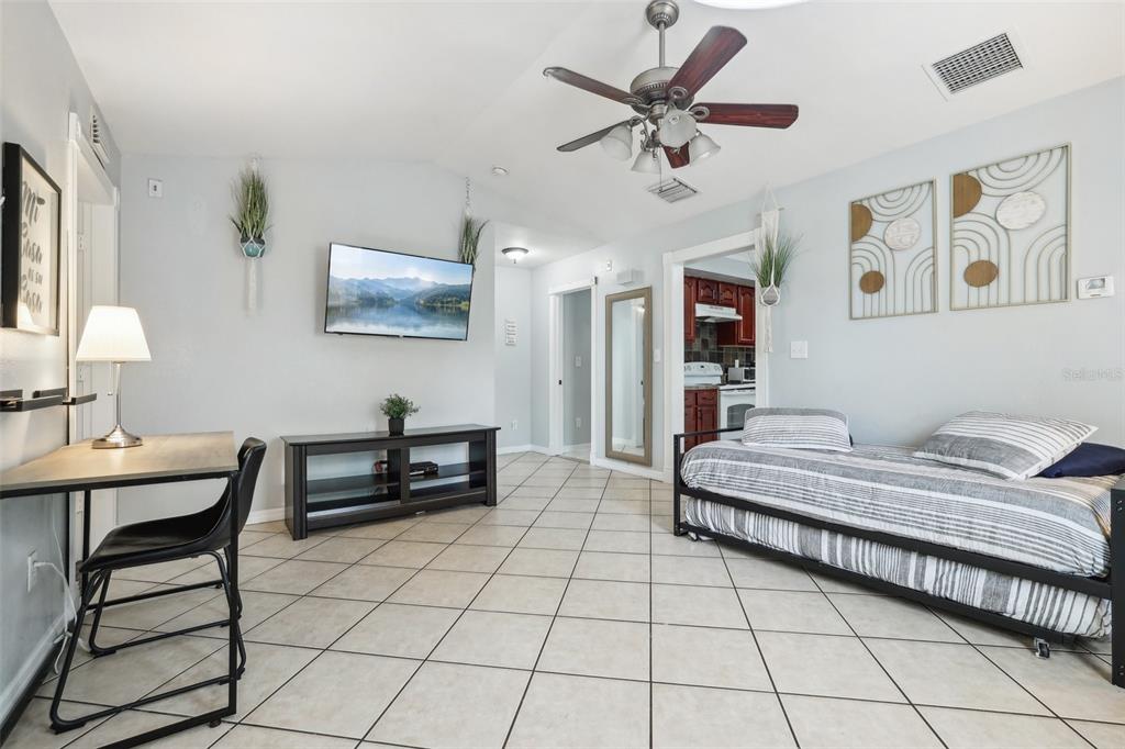 1815 Larkin Avenue Orlando, FL 32812 - Photo 8 of 50