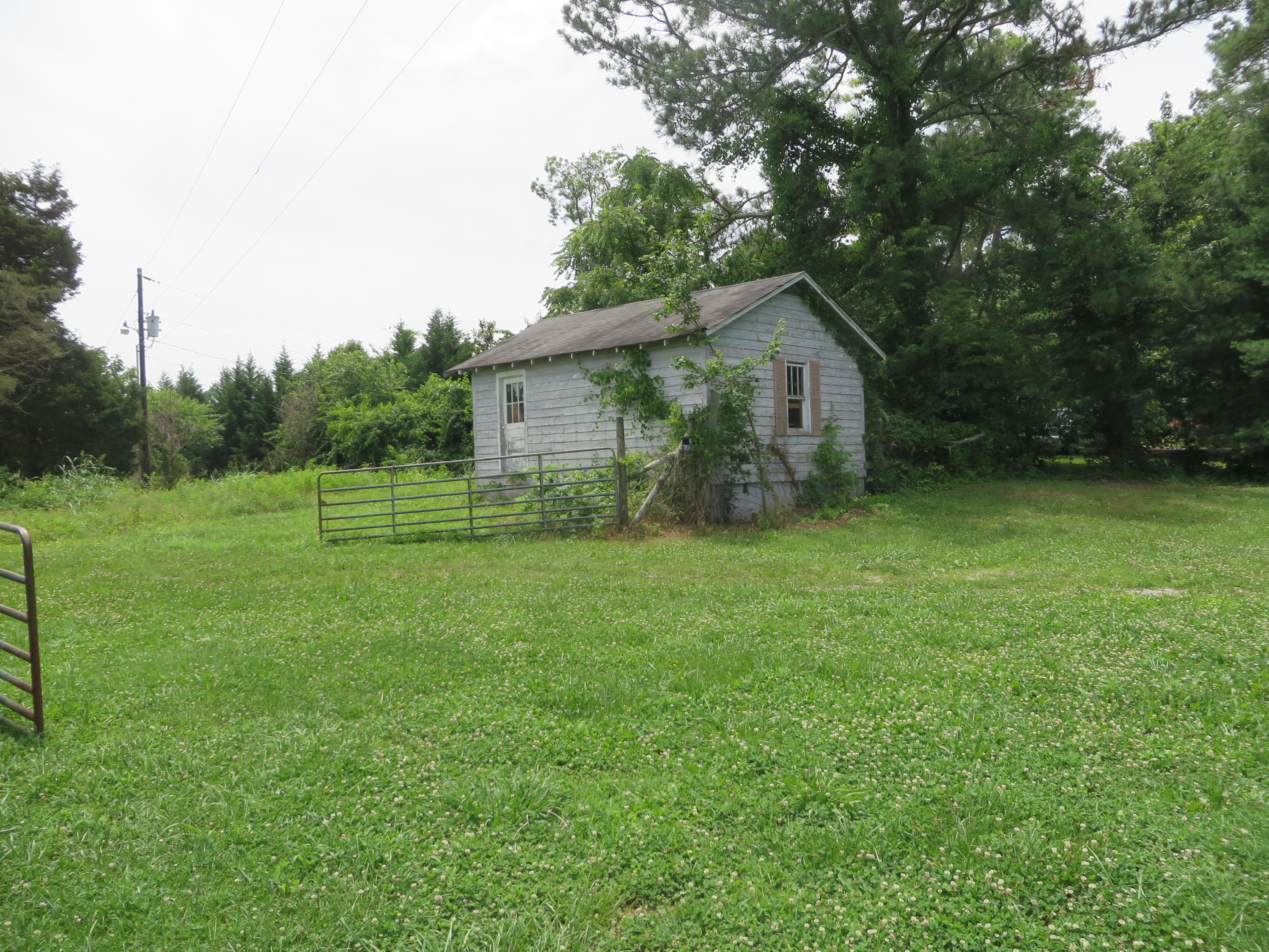 321 Gun Ridge Road Vonore, TN 37885 - Photo 11 of 39 IMG_2210