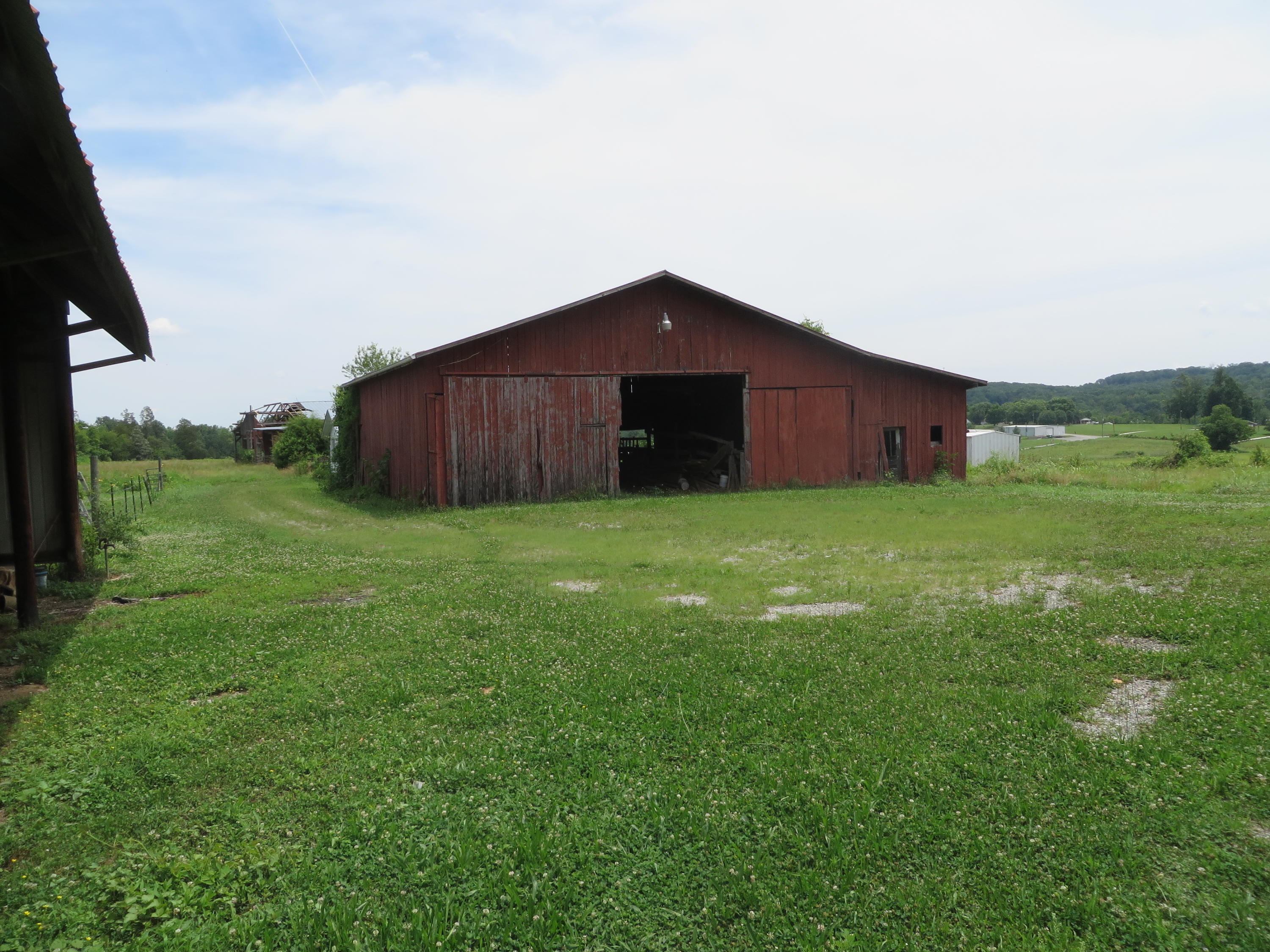 321 Gun Ridge Road Vonore, TN 37885 - Photo 12 of 39 IMG_2211