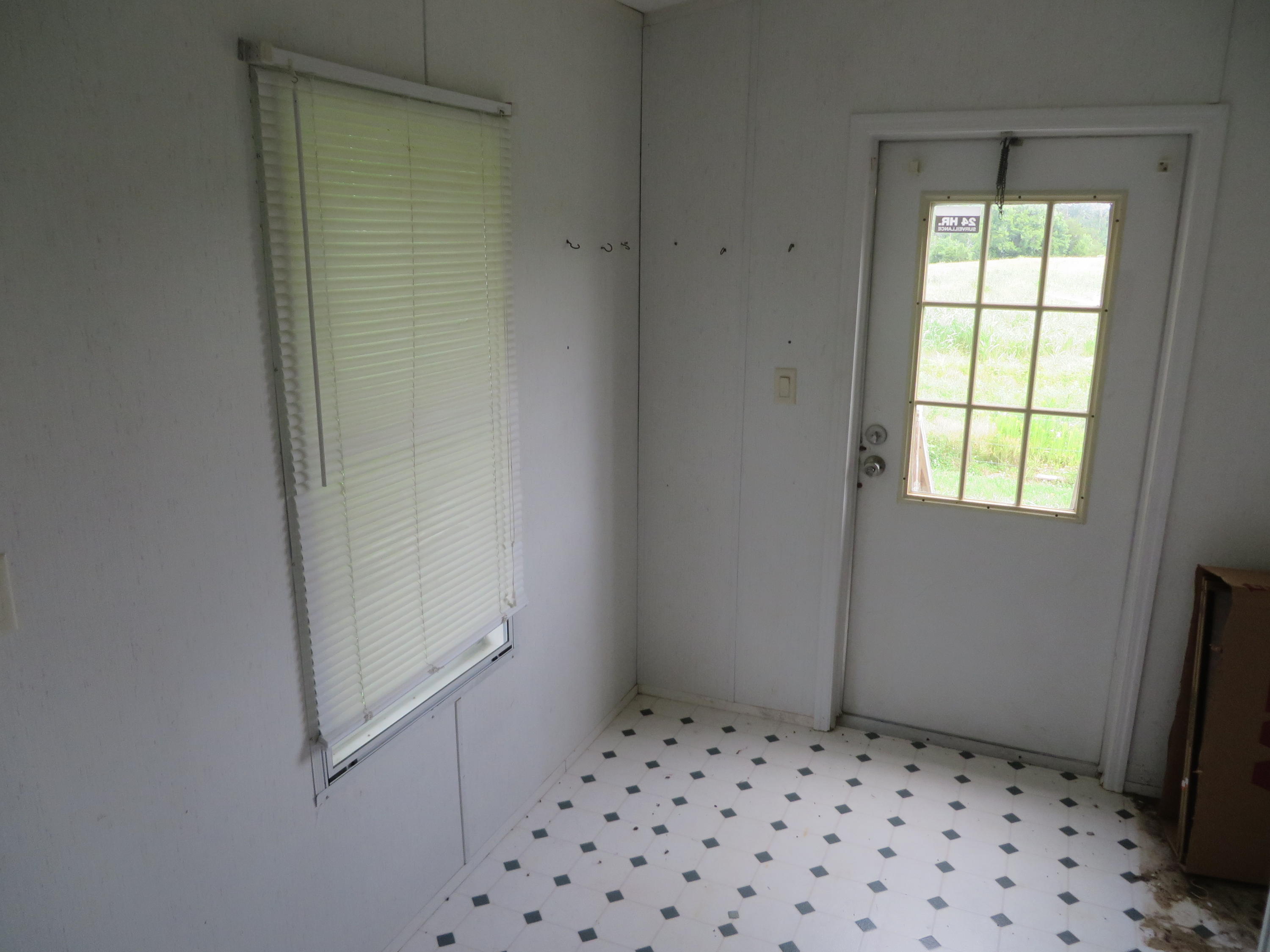 321 Gun Ridge Road Vonore, TN 37885 - Photo 17 of 39 IMG_2216