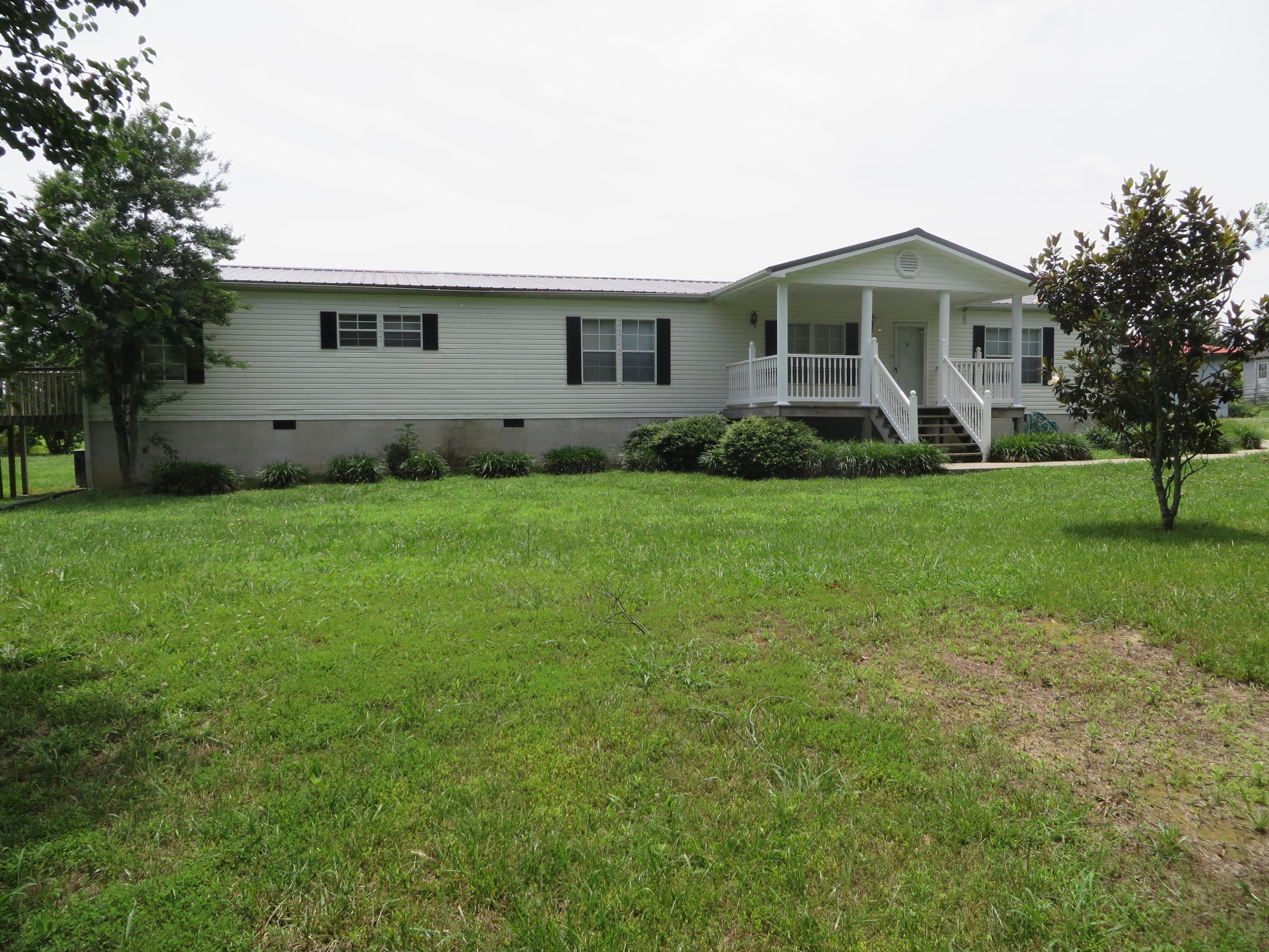 321 Gun Ridge Road Vonore, TN 37885 - Photo 7 of 39 IMG_2206