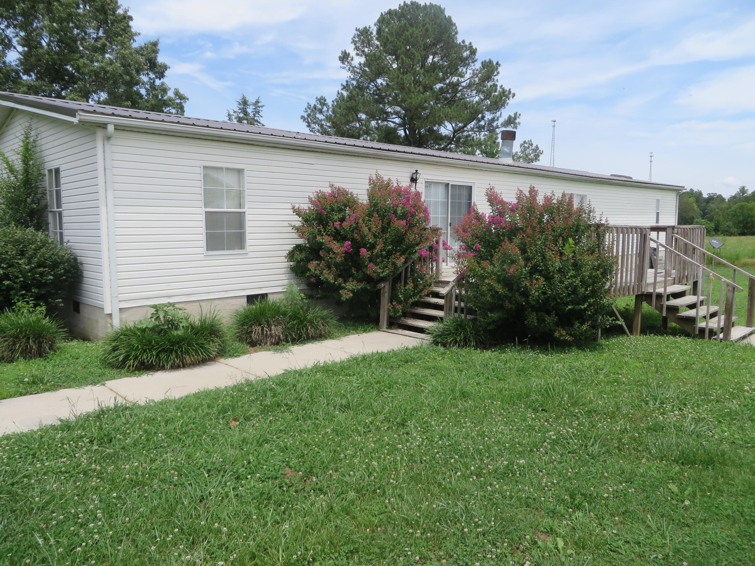 321 Gun Ridge Road Vonore, TN 37885 - Photo 10 of 39 IMG_2209