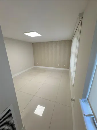$5,100 | 2710 Northeast 184th Terrace, Aventura, FL 33160