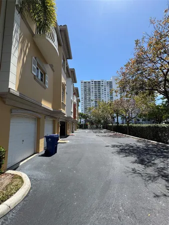 $5,100 | 2710 Northeast 184th Terrace, Aventura, FL 33160
