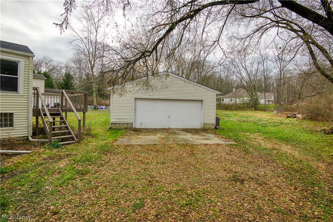 3466 Marsh Road Stow, OH 44224 - Photo 31 of 35 2 car detached garage