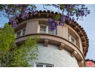 6727 Milner Road Los Angeles, CA 90068 - Photo 1 of 32 Gallery Image 1
