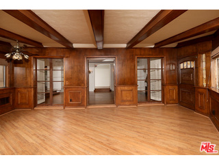 6727 Milner Road Los Angeles, CA 90068 - Photo 14 of 32 Gallery Image 14