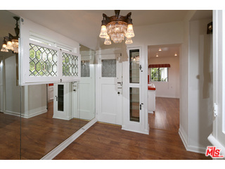 6727 Milner Road Los Angeles, CA 90068 - Photo 17 of 32 Gallery Image 17