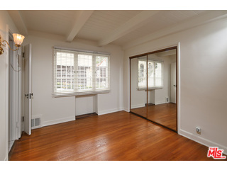 6727 Milner Road Los Angeles, CA 90068 - Photo 20 of 32 Gallery Image 20
