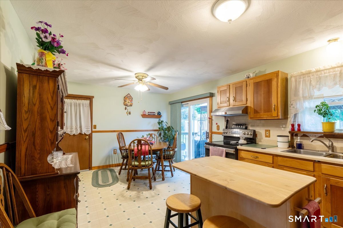 24 Joan Street Killingly, CT 06239 - Photo 7 of 19