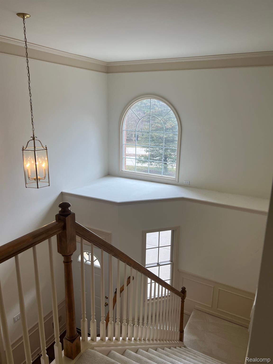 1643 Boulder Court Rochester, MI 48306 - Photo 32 of 52 2 story foyer with arched window