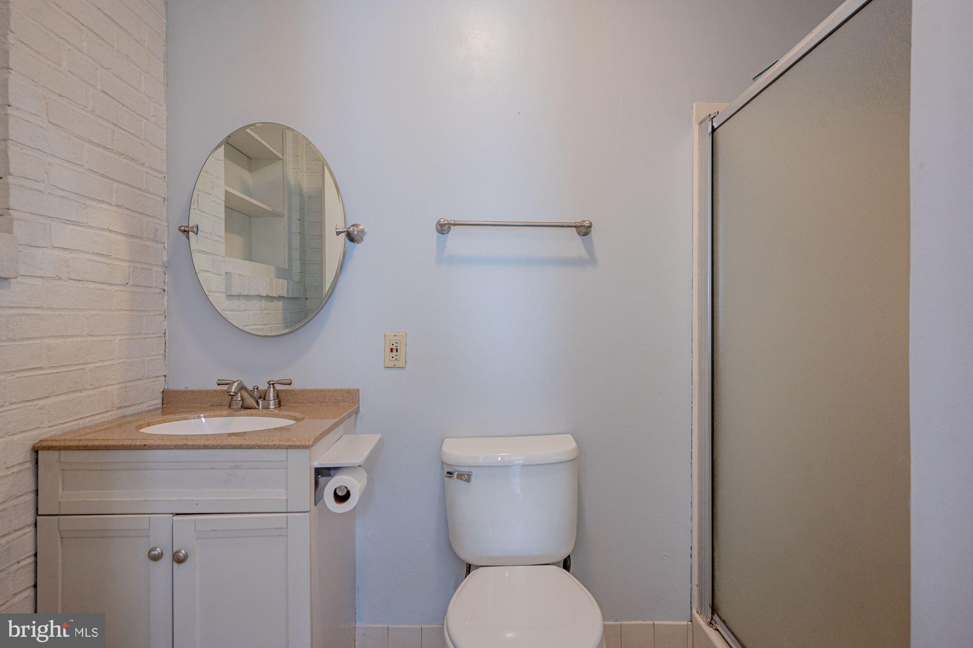 6 Tanglewood Road Baltimore, MD 21228 - Photo 15 of 33 Primary Bath
