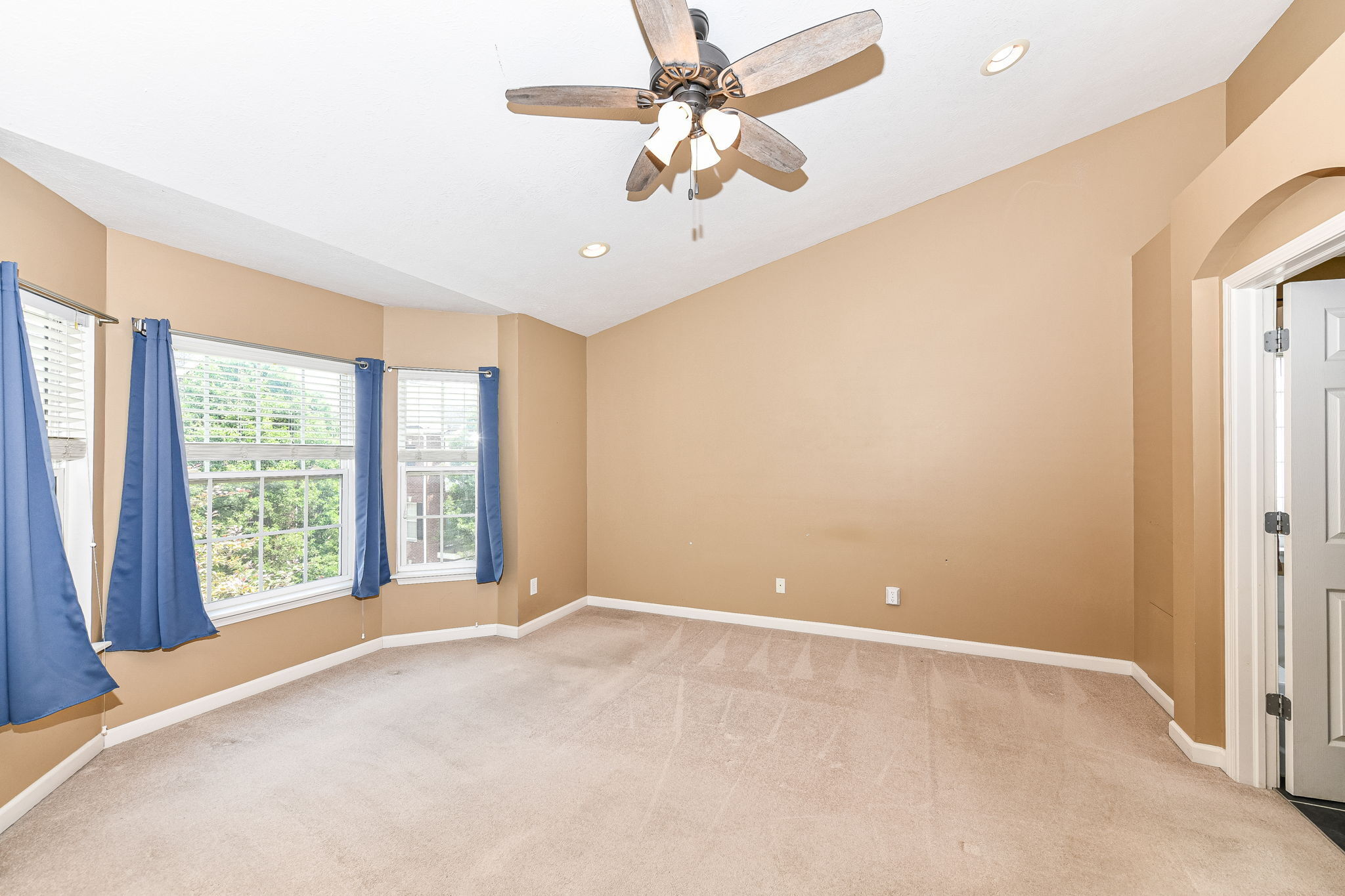 8230 Ethan Drive Fishers, IN 46038 - Photo 17 of 35