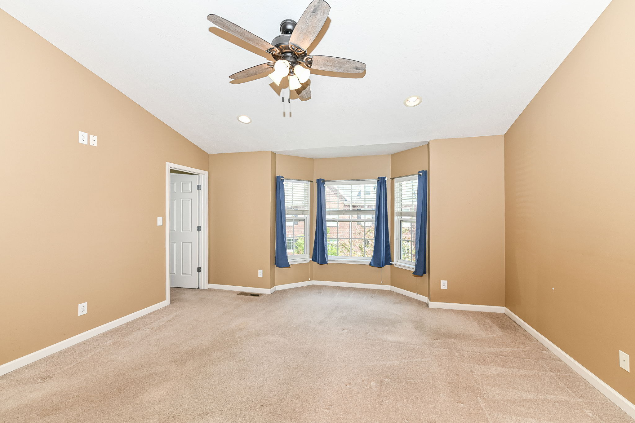 8230 Ethan Drive Fishers, IN 46038 - Photo 19 of 35