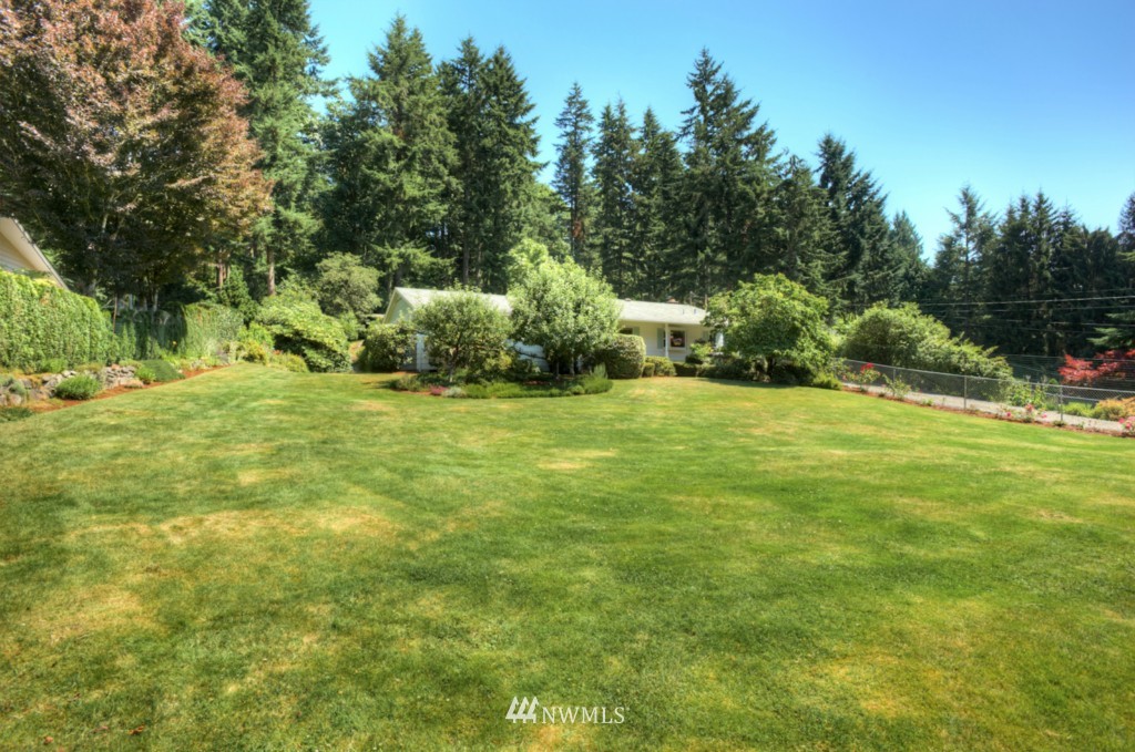 13844 177th Avenue Southeast Renton, WA 98059 - Photo 1 of 15 Gallery Image 1