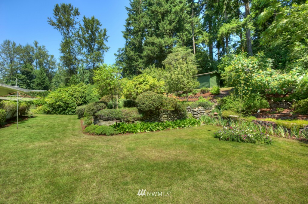 13844 177th Avenue Southeast Renton, WA 98059 - Photo 2 of 15 Gallery Image 2