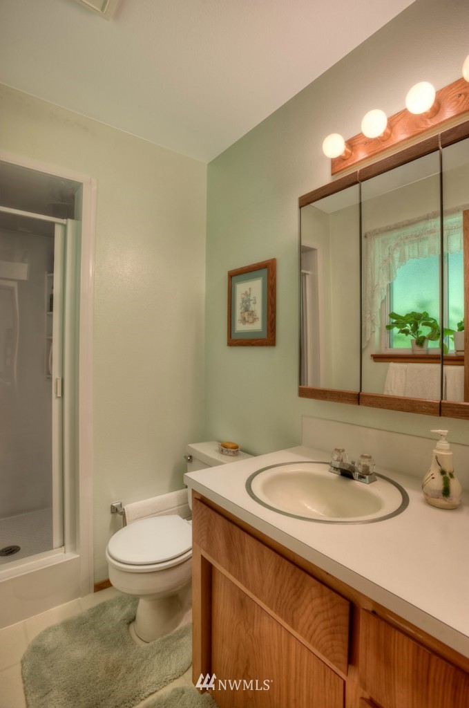 13844 177th Avenue Southeast Renton, WA 98059 - Photo 11 of 15 Gallery Image 11