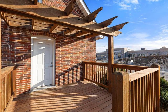 $225,000 | 2555 Oakland Avenue, St. Louis, MO 63143