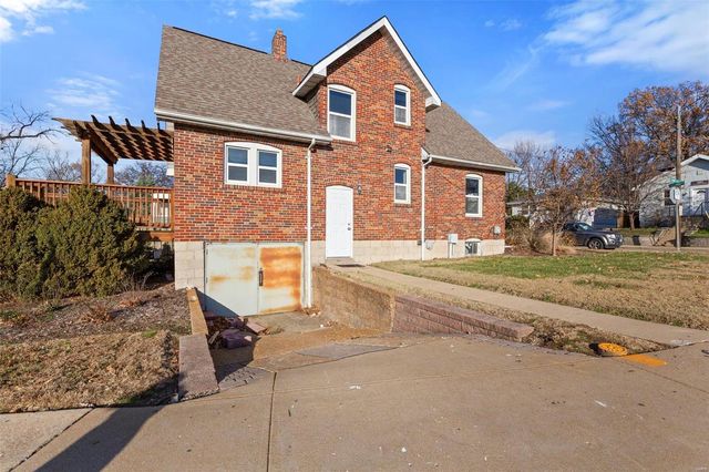 $225,000 | 2555 Oakland Avenue, St. Louis, MO 63143