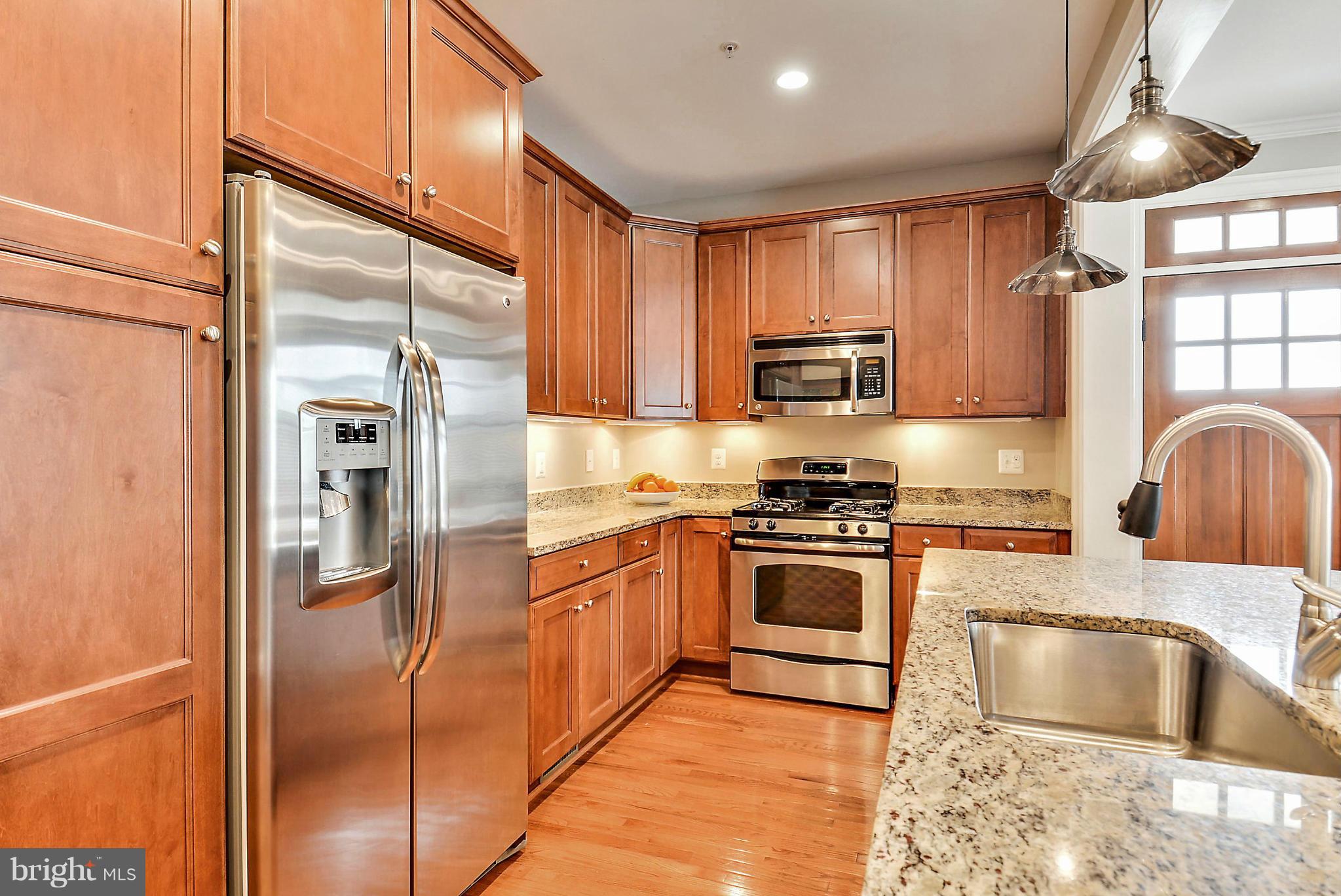 8813 Courts Way Silver Spring, MD 20910 - Photo 11 of 30 Kitchen
