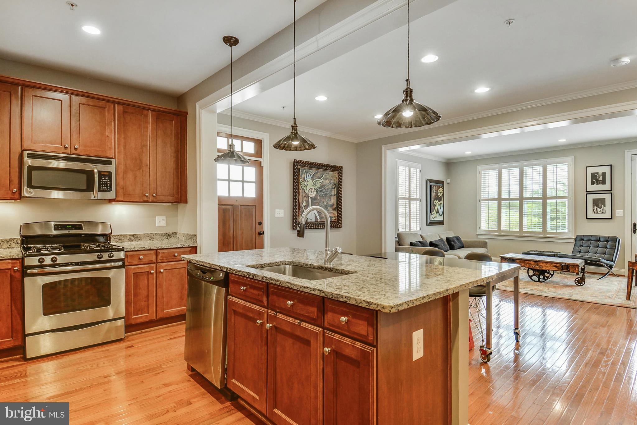8813 Courts Way Silver Spring, MD 20910 - Photo 12 of 30 Kitchen