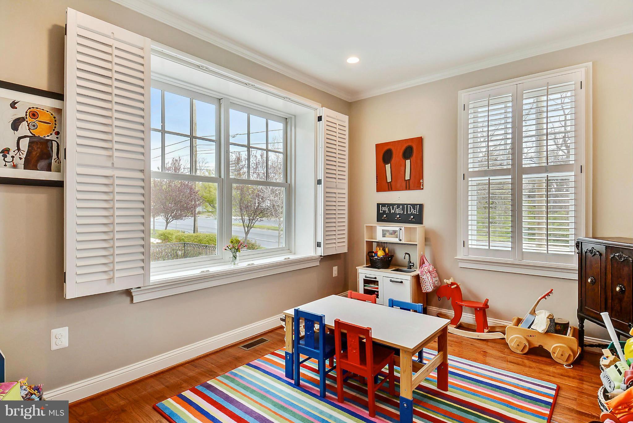 8813 Courts Way Silver Spring, MD 20910 - Photo 14 of 30 Interior (General)