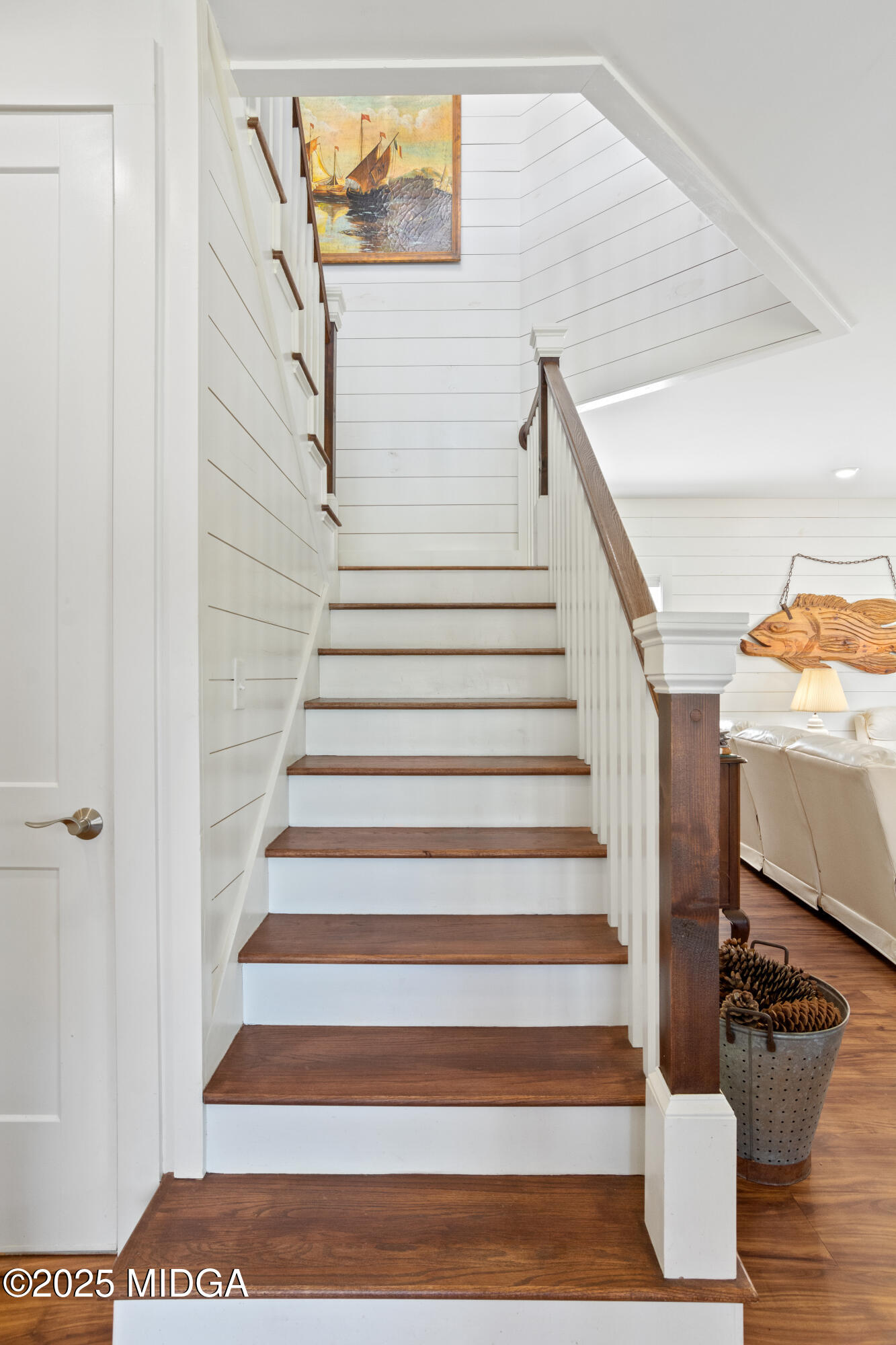 392 Big Oconee River Road Sparta, GA 31087 - Photo 23 of 39 Stairs