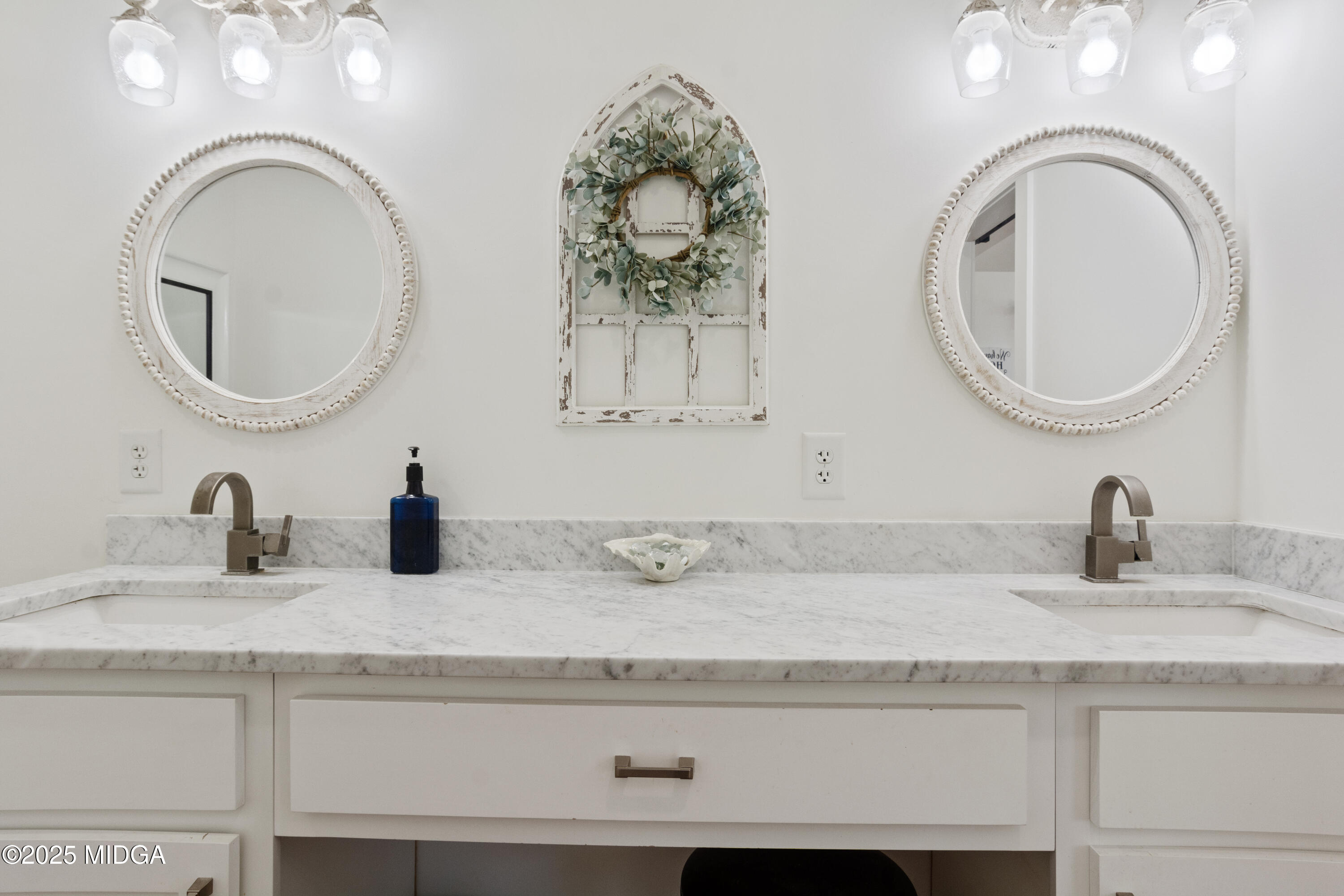 392 Big Oconee River Road Sparta, GA 31087 - Photo 32 of 39 Master Sink