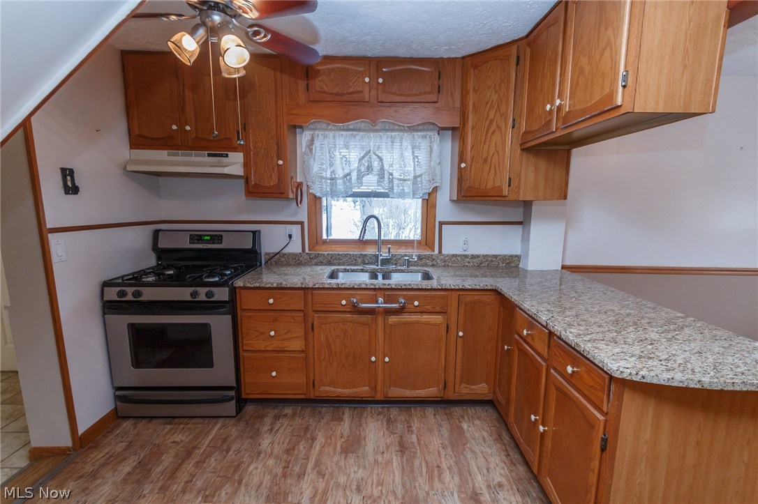 4527 Center Road Brunswick, OH 44212 - Photo 21 of 35 Gallery Image 21