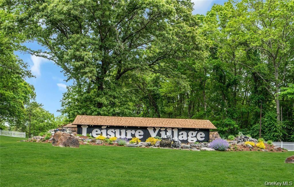 463 B Oldham Court Ridge, NY 11961 - Photo 19 of 26 Gallery Image 19